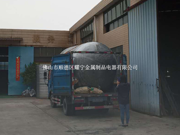 廣西賀州不鏽鋼承壓水箱，太陽能工程水箱