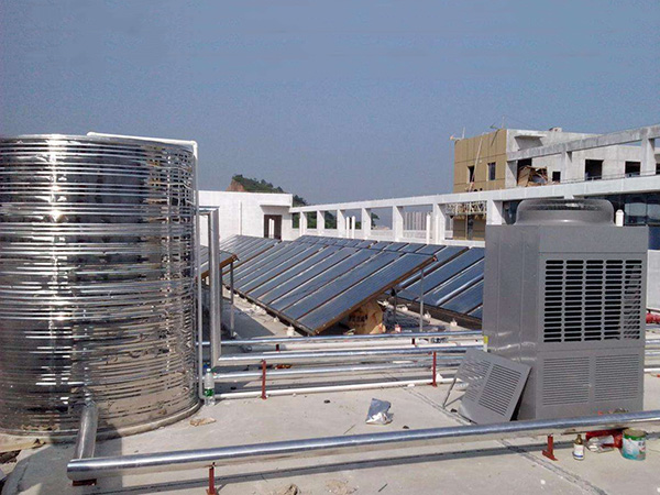 太陽能不鏽鋼水箱的水路控製係統工作原理圖