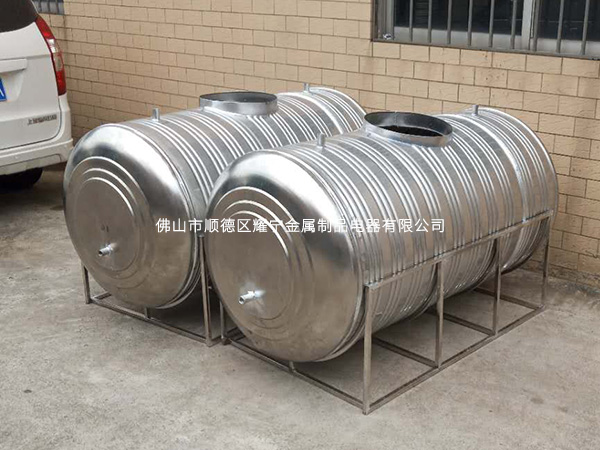 雲南西雙版納不鏽鋼水箱，酒店廚房補水臥式水箱