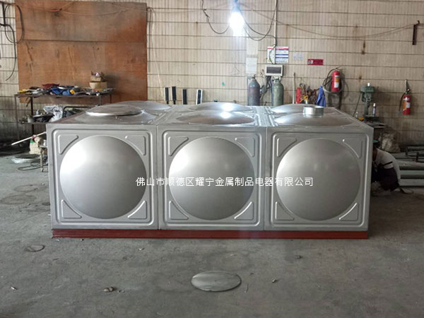 汙水沉降水箱、廣州花都區冷卻塔方形不鏽鋼冷卻水箱