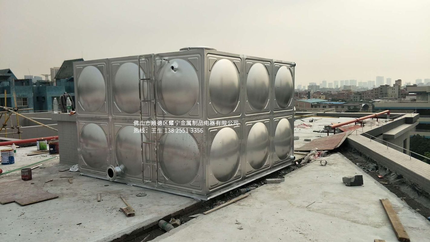 順德不鏽鋼消防水箱，18立方屋頂消防水箱
